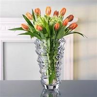 Tác dụng của bình hoa pha lê để bàn